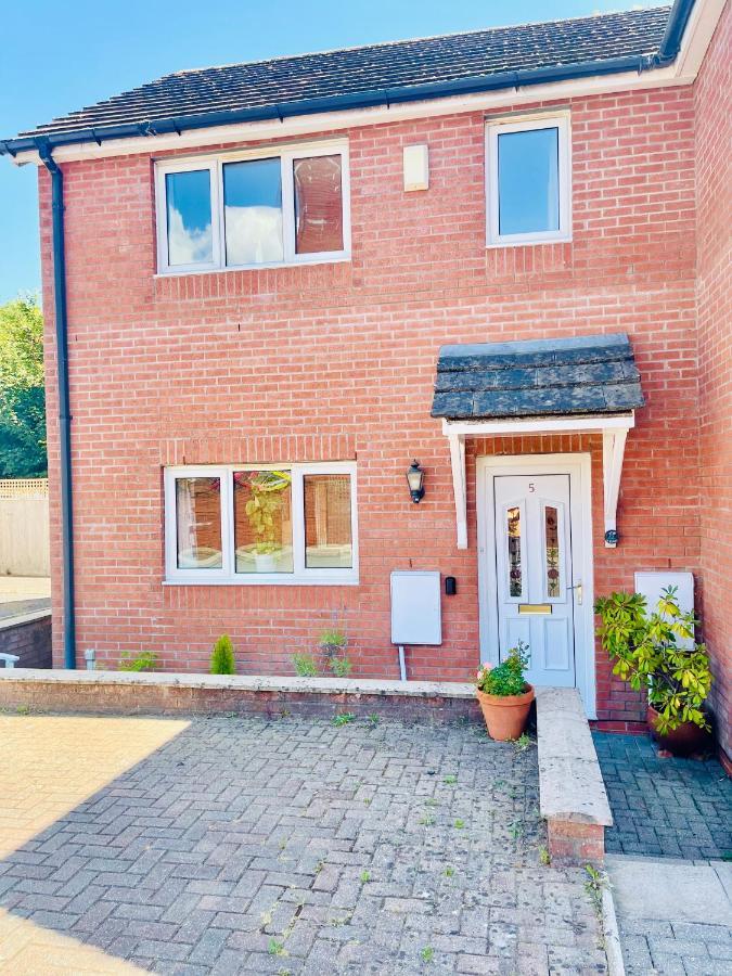 Tanglewood House Abergavenny With Private Parking Exterior foto
